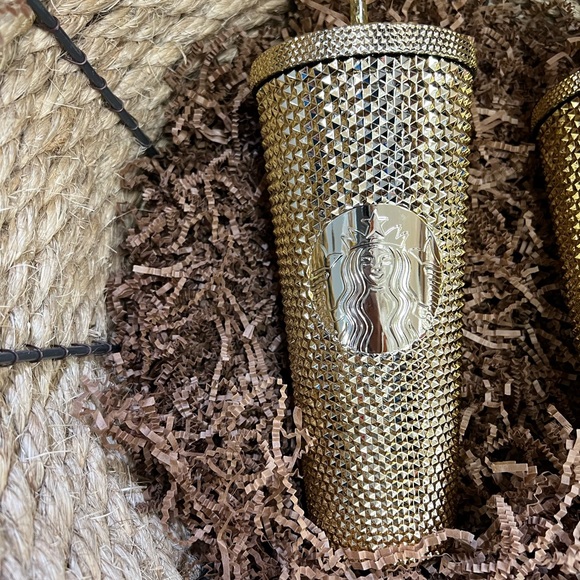New 2022 GOLD Studded Starbucks Tumbler. - Picture 3 of 12